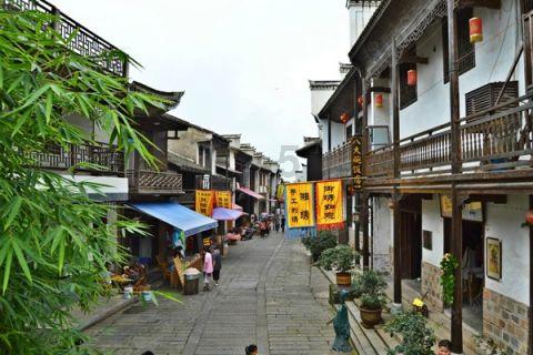 欢迎访问我们的在线平台宝马525电瓶在后备箱里,我拆了电瓶负极线后,不小心把后备箱关死了,这该怎么开后备箱?